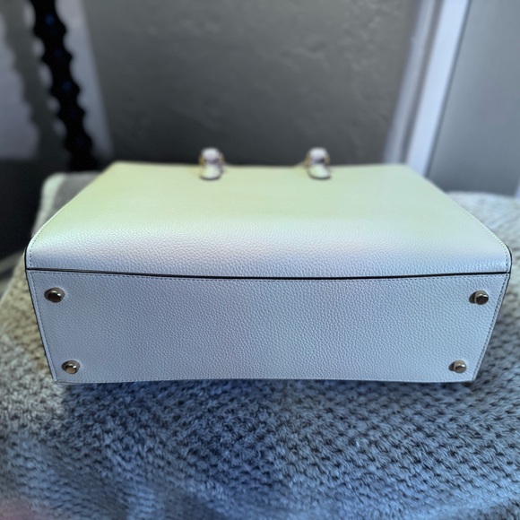 Coach Maggie Tote Bag - Picture 7 of 13